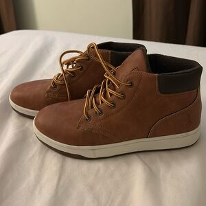 Boys brown Polo Ralph Lauren boots - Size 4